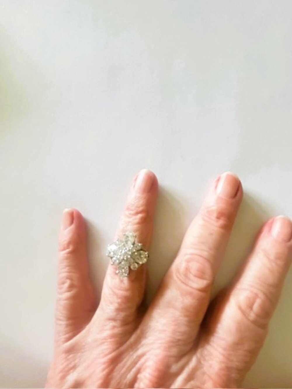 Vtg Avon Silvertone Ladies Ring RJ 6 Graziano Floral Cluster Design sz 6 Costume
